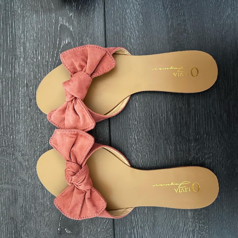 Olivia sandals